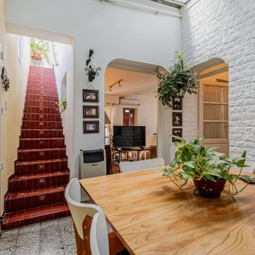 PH 5 AMBIENTES CON TERRAZA/ VENTA/VILLA URQUIZA