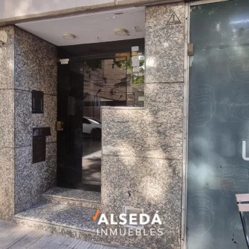 Departamento 1 dor  a 50metros de Bv Oroño