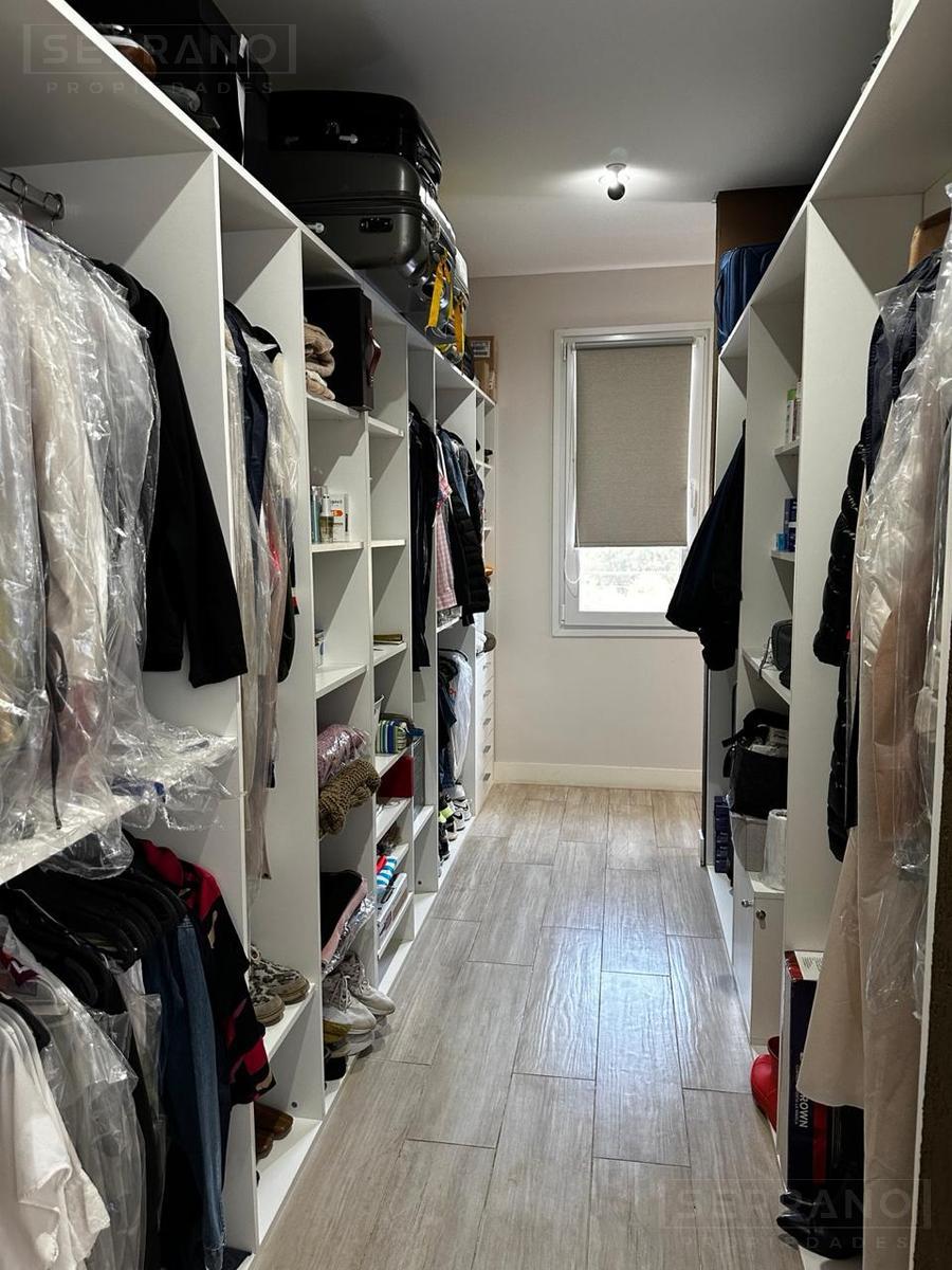 Walk in Closet