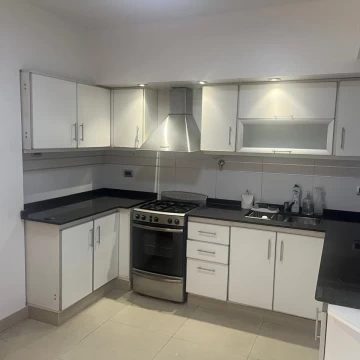  Alquiler de Departamento 4 Ambientes en Caballito con cochera, Capital Federal