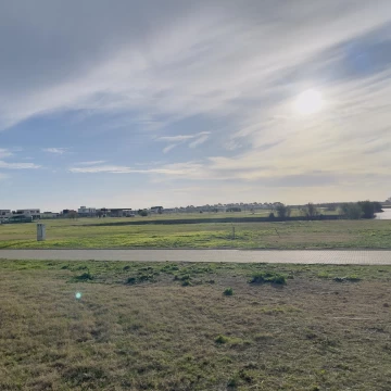 Venta de terreno en Pueblos del Plata El cano Hudson