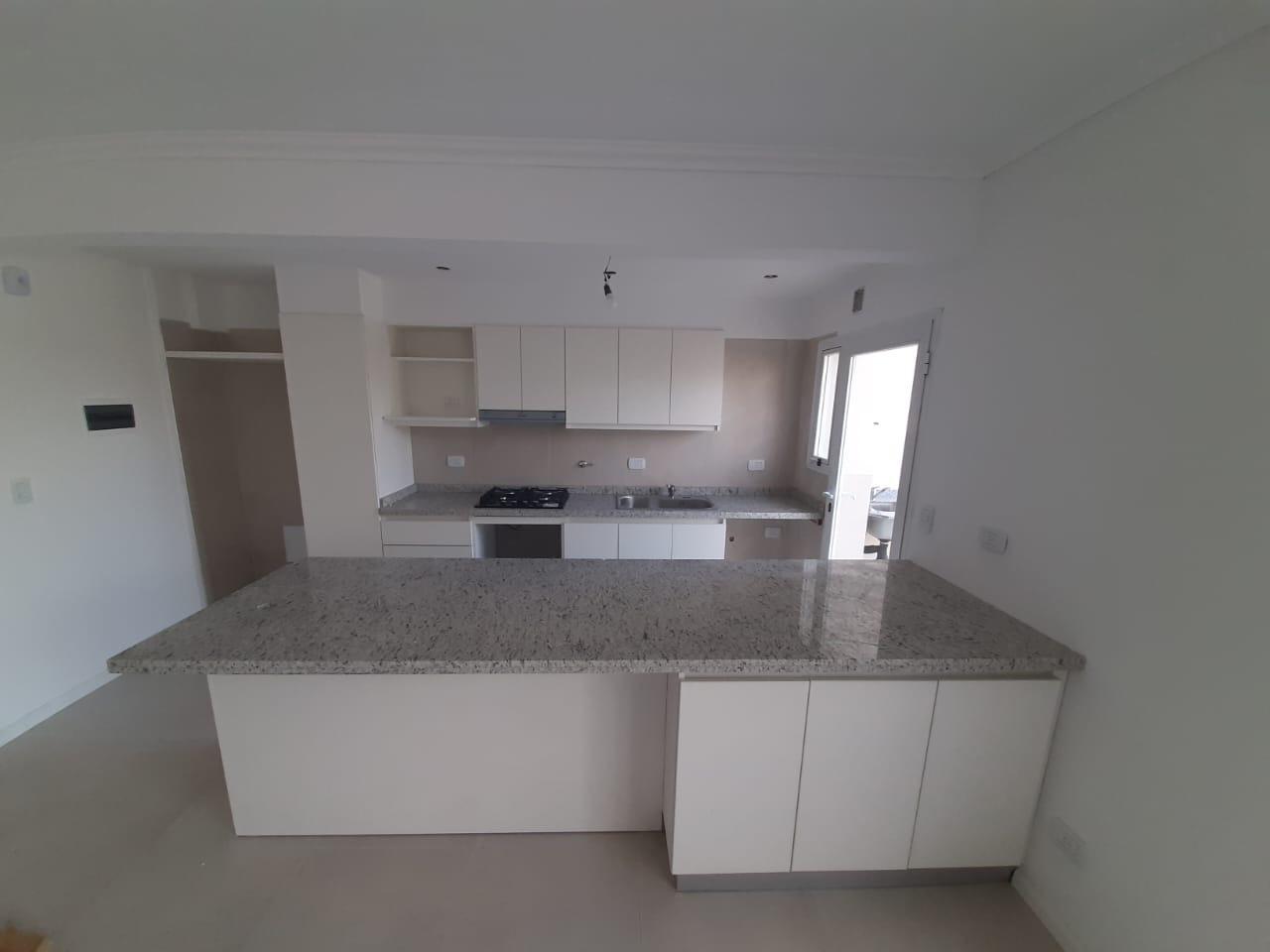 Departamento estilo Dúplex en Altos de Maschwitz - 4 AMB de Pozo - 3
