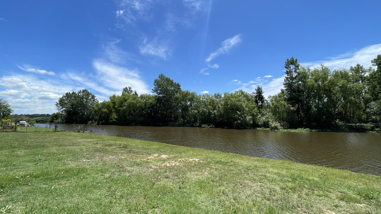 Lote al rio en Naudir Aguas Privadas - 900 m2 - Noroeste - 3