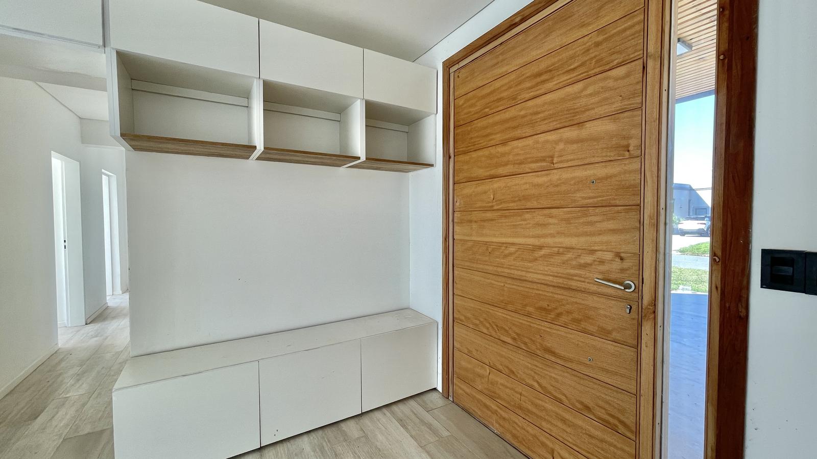 Casa en Venta a la laguna en San Sebastian - Con Piscina - A Estrenar - 5