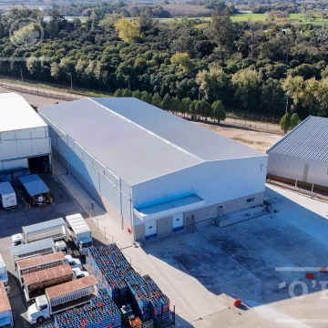 EXCELENTE GALPÓN 1.800 M2 A ESTRENAR - EN ALQUILER - PARQUE INDUSTRIAL CIR 2 - RUTA 2 - BERAZATEGUI