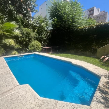 PH de estilo en Caballito 5 ambientes con jardín y pileta - APTO CRÉDITO