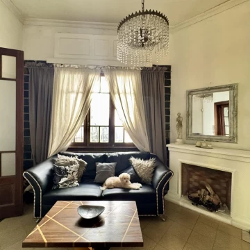 VENTA - CASA 4 AMBIENTES - LOTE PROPIO - APTA CRÉDITO - BANFIELD