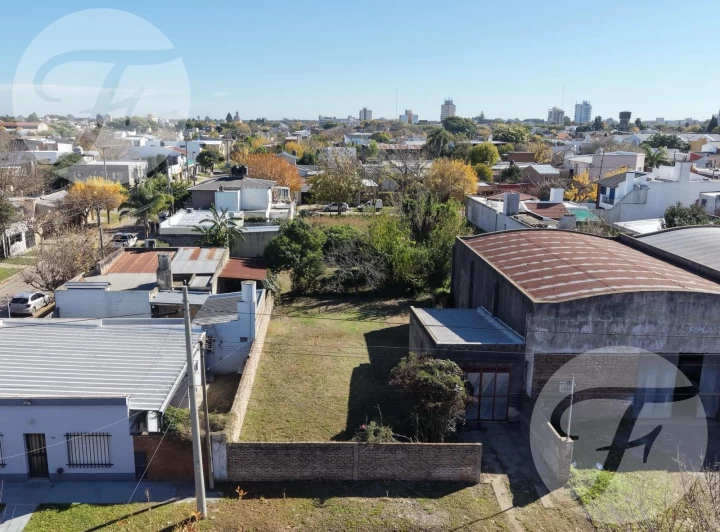RESERVADO - Lote de 364 m2 con construcción en San Pedro - Todos los servicios - Excelente ubicación
