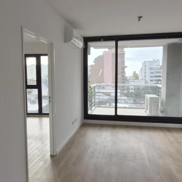 Venta Departamento de dos Ambientes en Saavedra . Excelente ubicación