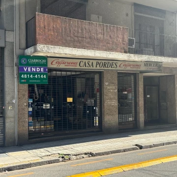 MT de Alvear y Montevideo - Local Apto Todo Destino y Departamento