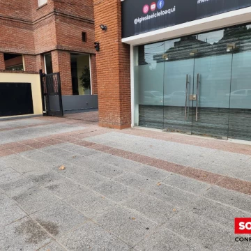 Cochera en Muñiz