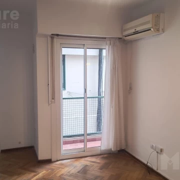 Alquiler de 2 ambientes con balcón piso octavo barrio Nuñez