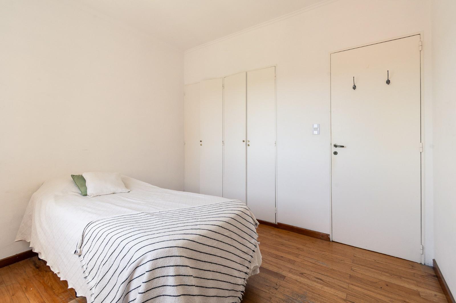 2do dormitorio con placard