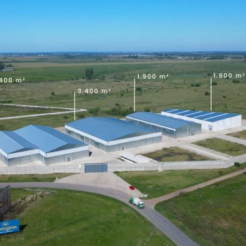 Centro Logístico 10.500 m2 - Autopista a Buenos Aires Km 3