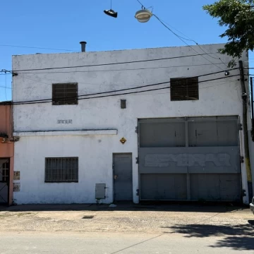 Galpón 660m2 - Vélez Sarsfield 6370 - Rosario - Alquiler