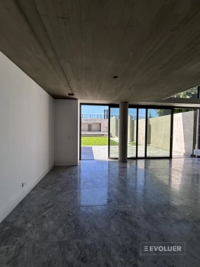CIVIS Barrio Parque, proyecto único,pileta,  jardines y terrazas, 3 cocheras c/unidad