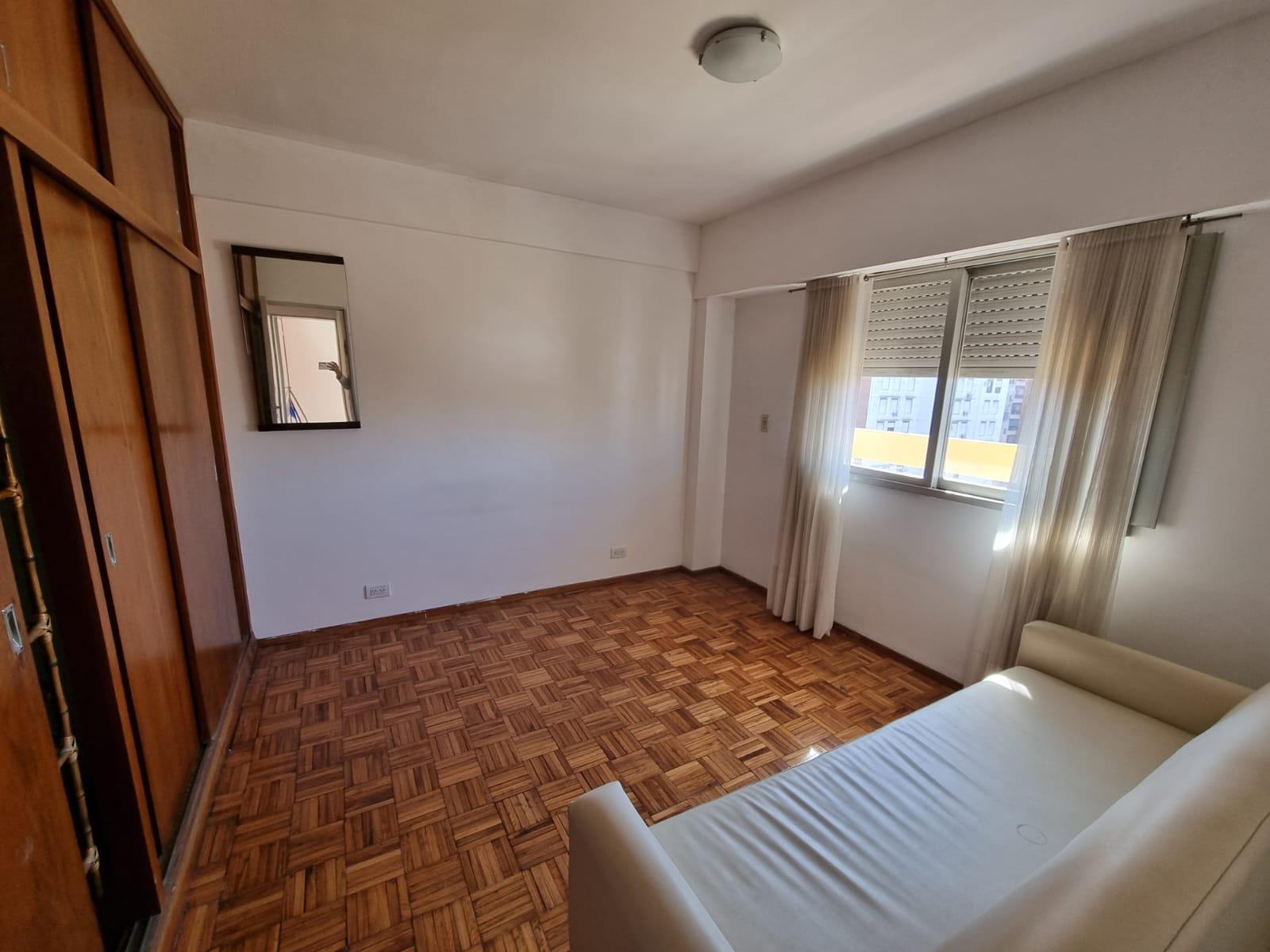 dormitorio frente s/balcon
