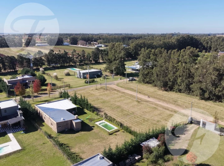 Lote de 1.000 m2 - Campos del Paraná – La mejor esquina del barrio y un entorno natural único
