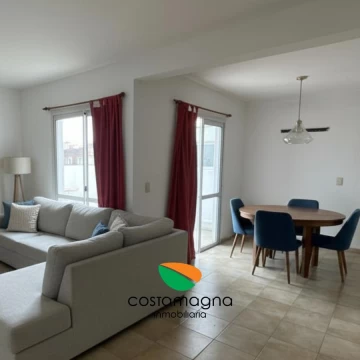 Apto Crédito - Departamento 2 Dormitorios c/ Terraza en Pueyrredón