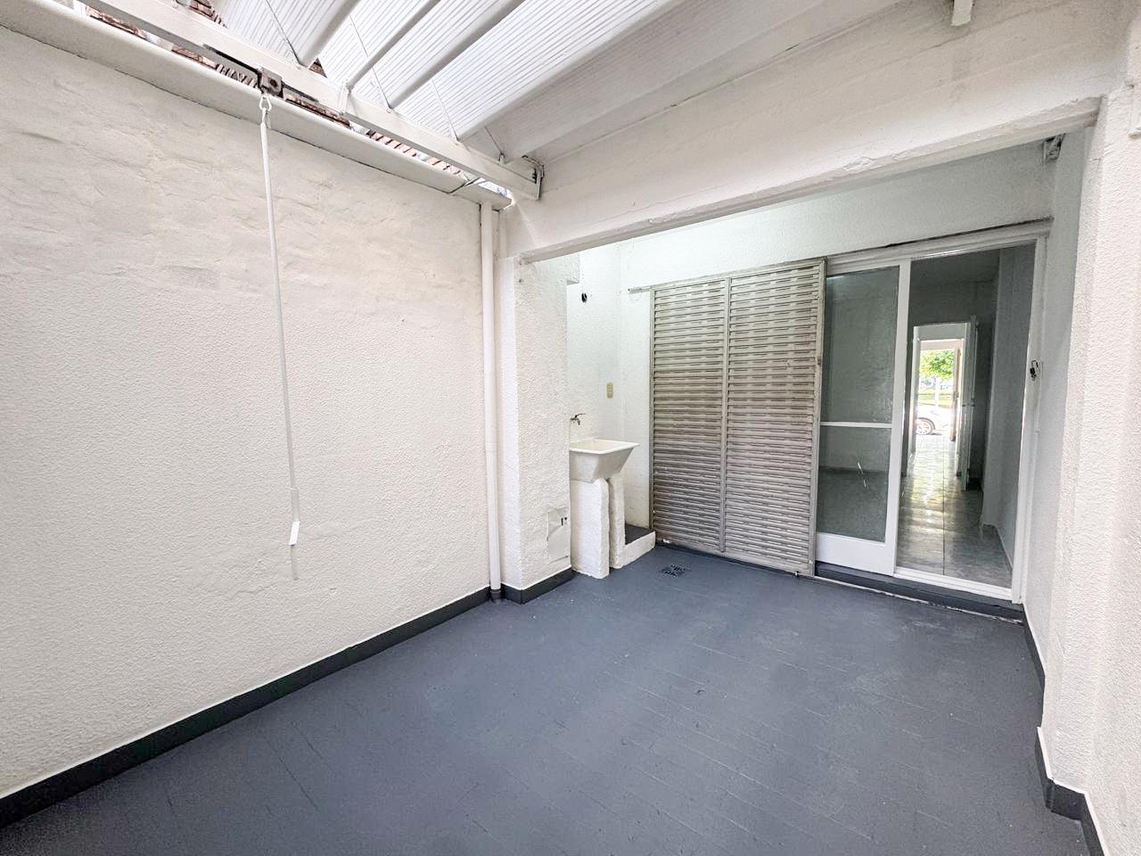 Departamento de un dormitorio con patio en venta
