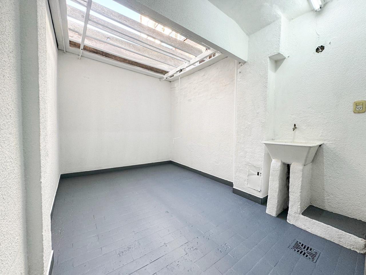 Departamento de un dormitorio con patio en venta