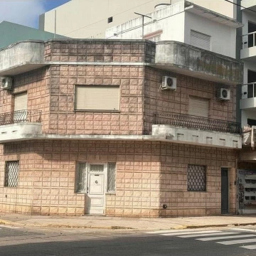 VENTA, casa multifamiliar lote propio 81m2, Saavedra