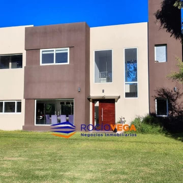 Casa en venta en Golfers Club Pilar