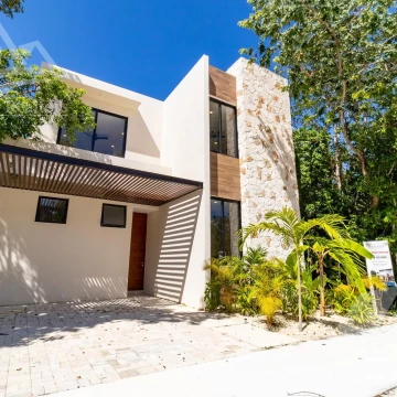 Casa en venta en  Playa del Carmen