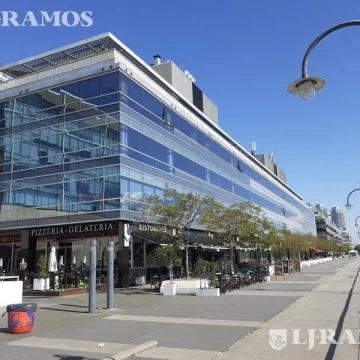 Alquiler de oficina de 390 m2 en Puerto Madero