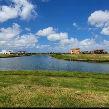 VENDE LOTE EN COSTAS PUERTOS ESCOBAR A LA LAGUNA