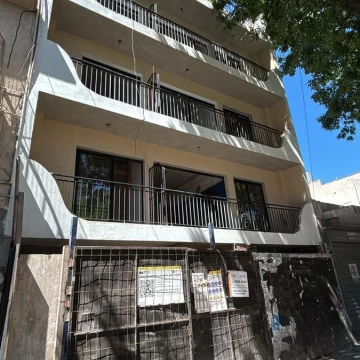 Vende Departamento Monoambiente en villa del parque