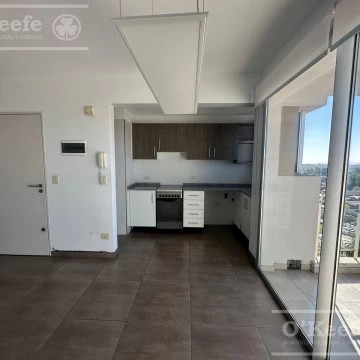 Departamento en Alquiler de dos ambientes con cochera - Quilmes Centro