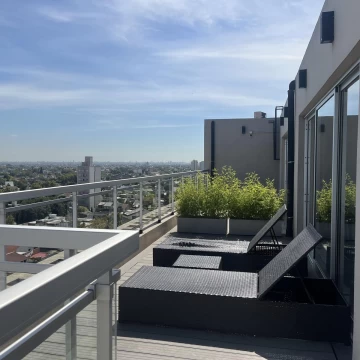 HERMOSO DPTO. 3 AMBIENTES C/2 COCHERAS EN REMEDIOS DE ESCALADA, LANUS OESTE