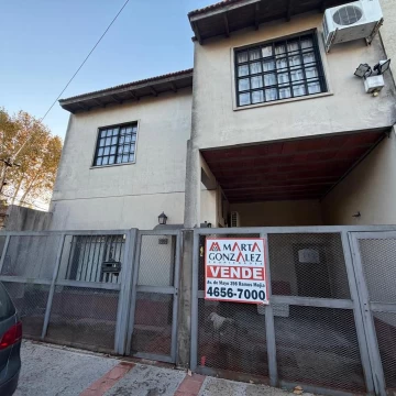 Casa multifamiliar 4 ambientes venta Ramos Mejia