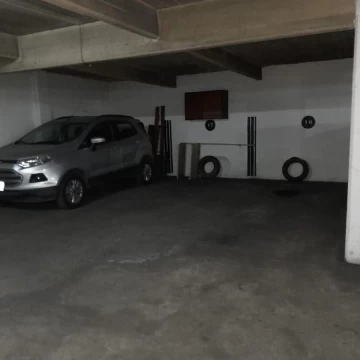 Cochera en Centro