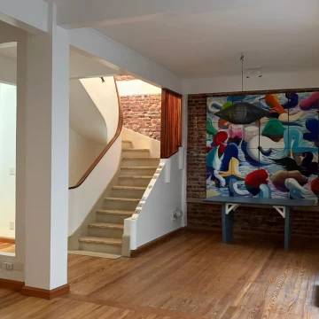 Departamento en Alquiler en Mart.-Vias/Libertador con terraza grande