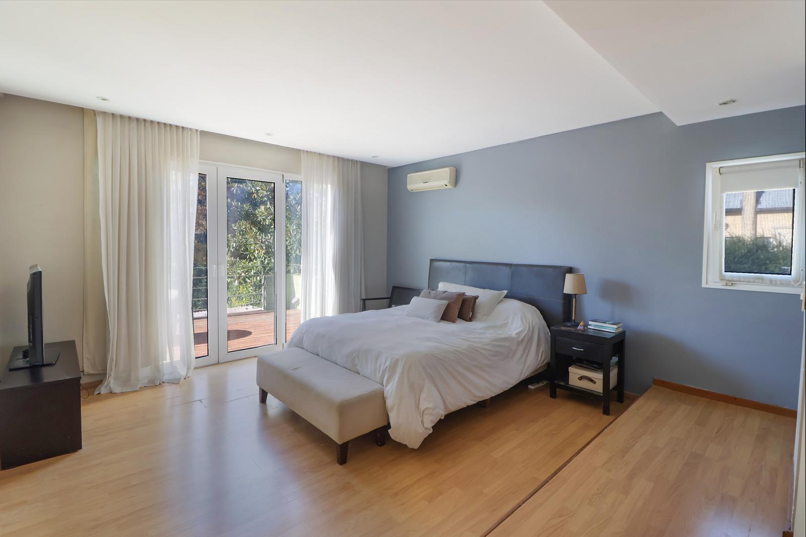 Master suite