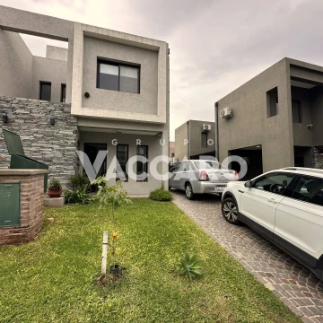 Alquiler de Casa 3 Ambientes en María Eugenia Residences & Village, Moreno