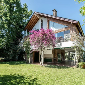 VENTA casa 3 plantas con ascensor y amarra, Boatcenter Barrio Nautico,  Rincon de Milberg, Tigre