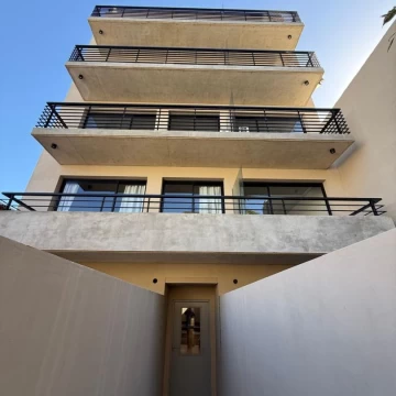 VENTA DOS AMBIENTES SAAVEDRA