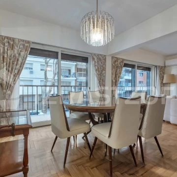 Venta Departamento en Belgrano 3 amb c/dep y cochera