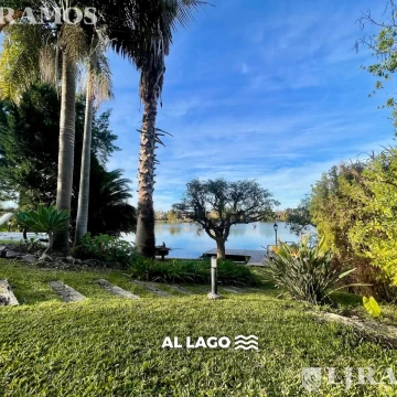 Casa a la laguna en alquiler con o sin muebles en ALTAMIRA.
