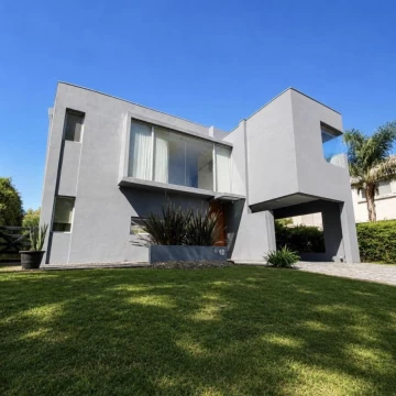 Venta - Casa  en Altos de Hudson II- 5 ambientes - Hudson- Berazategui