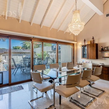 VENTA CASA 5 AMB VILLA SARMIENTO EXCLUSIVA