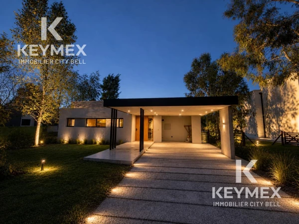 Casa a la venta en MIRALAGOS