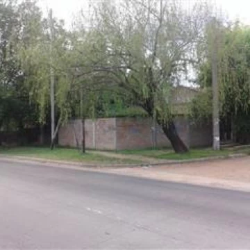 ATENCION INVERSORES CASA SOBRE COLECTORA DE AUTOPISTA DEL OE