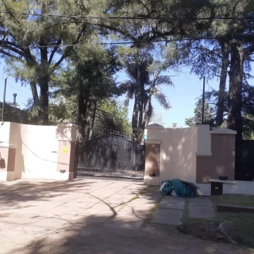 EXCELENTE QUINTA  EN EL MEJOR LUGAR DEL PARQUE LELOIR