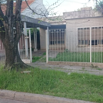 EXCELENTE PROPIEDAD EN ITUZAINGO NORTE