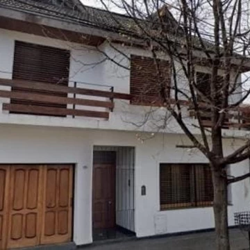 EXCELENTE PROPIEDAD EN MERLO CENTRO 7 AMBIENTES