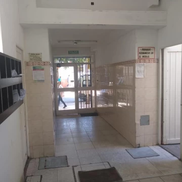 EXCELENTE DEPARTAMENTO A UNA CUADRA DE ESTACION DE MORENO